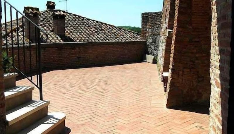 Info - B&B al Castello di Fabro