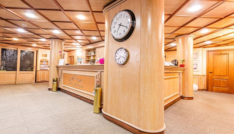 Reception - Hotel Cristallo
