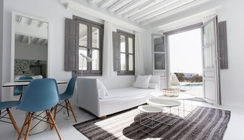 Pool - ANEMI Folegandros