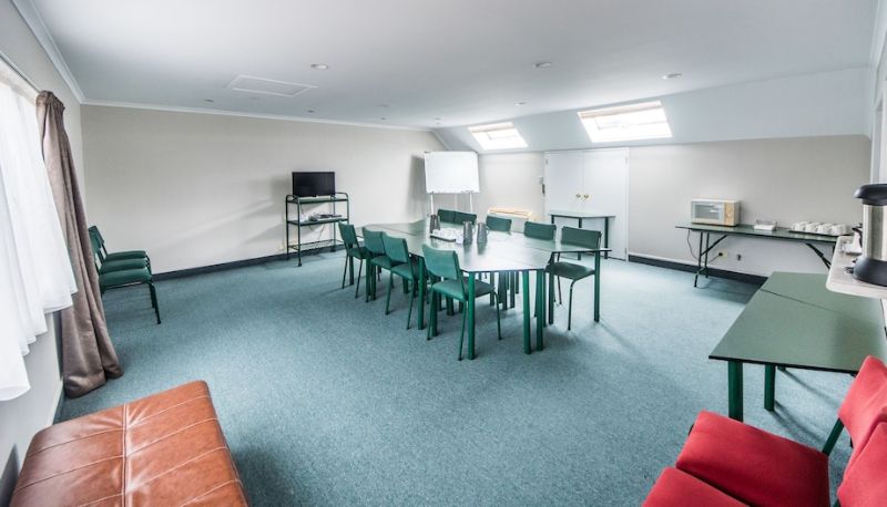 Sala riunioni - Bay Palm Motel
