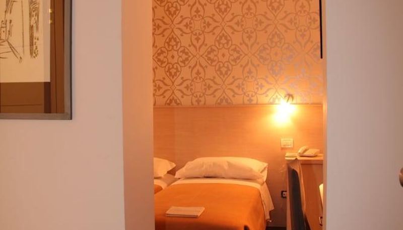 Chambre Standard - Hotel Appia 442