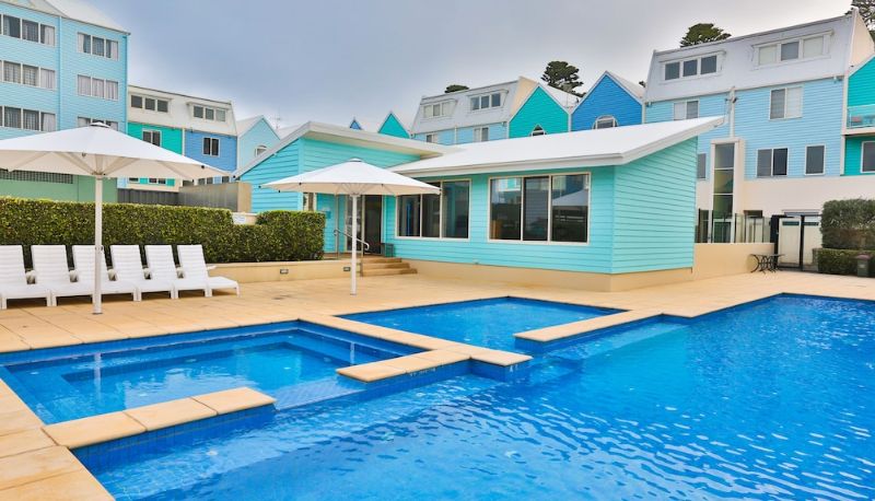 Piscina - Lady Bay Resort
