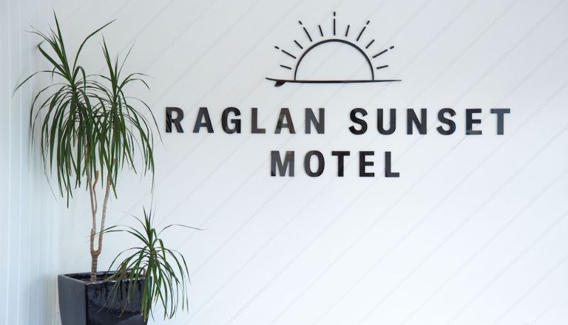 Reception - Raglan Sunset Motel