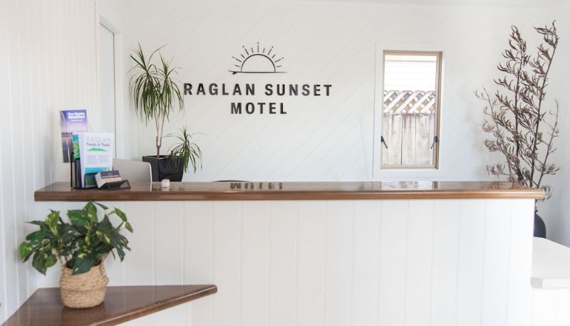 Reception - Raglan Sunset Motel