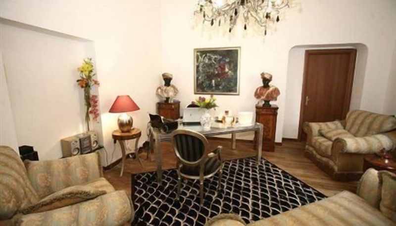 Info - Trastevere Relais