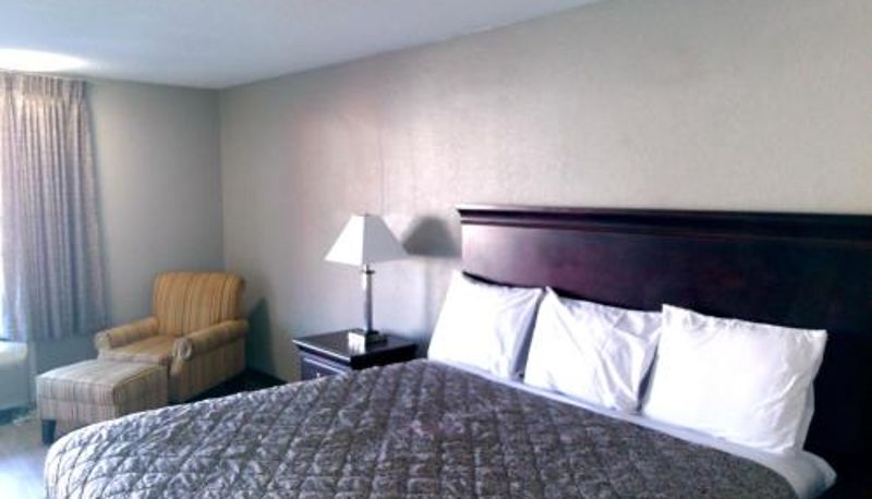 Zimmer - Gateway Inn Savannah