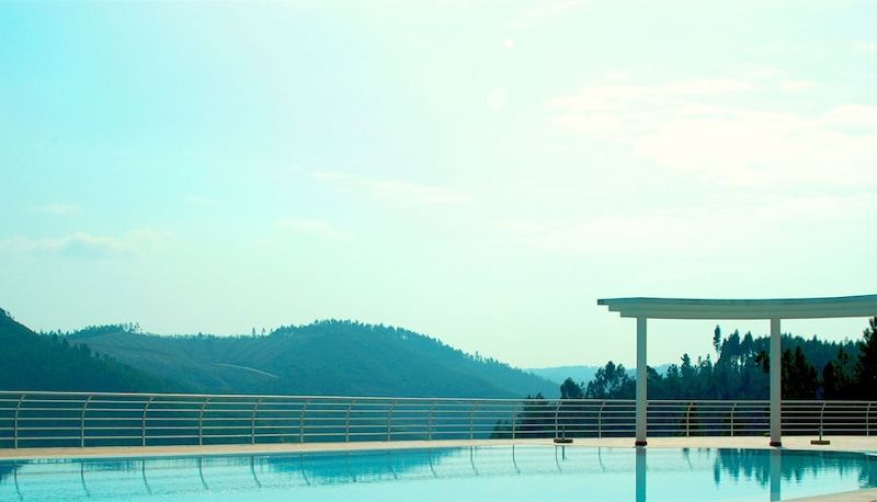 Piscina - Apartamentos do Lago