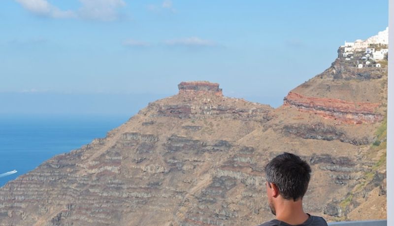 Info - Caldera Santorini Helestia Pocket Hotel
