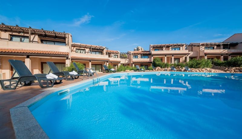 Pool - Gravina Residence - Villas & Apartments