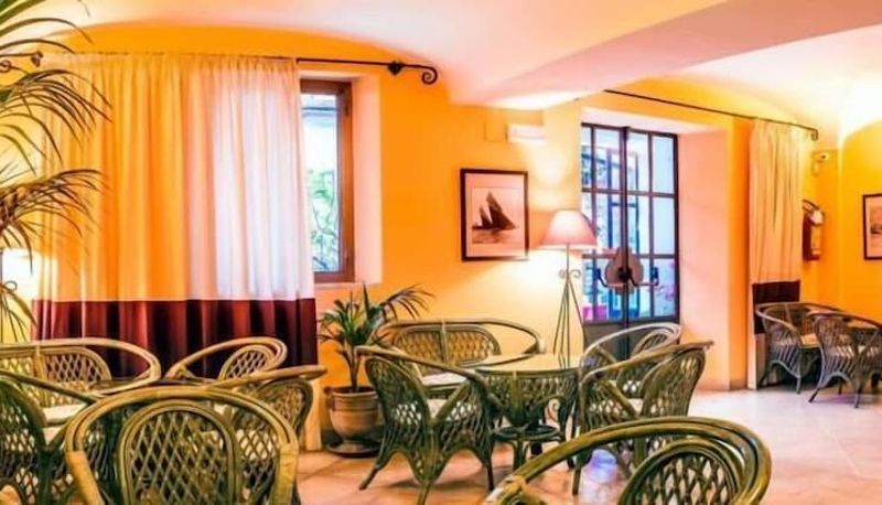 Salón - Hotel Miranda