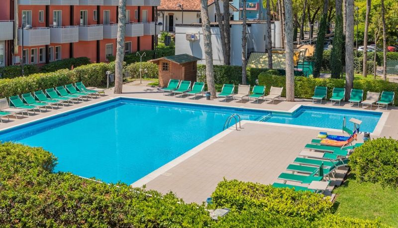 Pool - Marina Palace Hotel