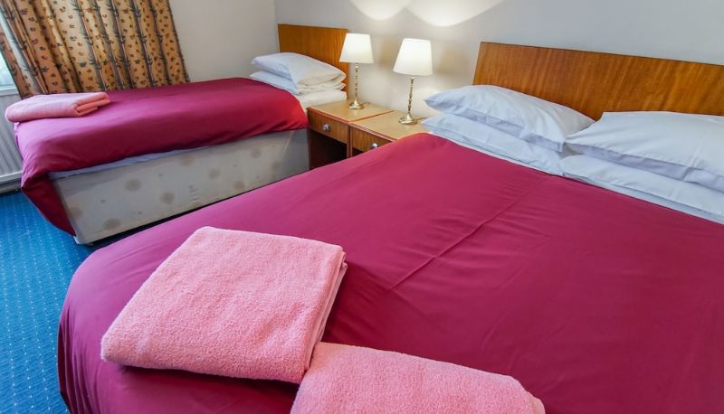 Üç kişilik oda - Avoca House Hotel