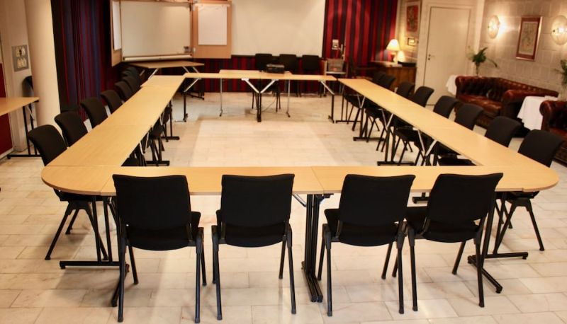Sala de reuniones - Reenskaug Hotel