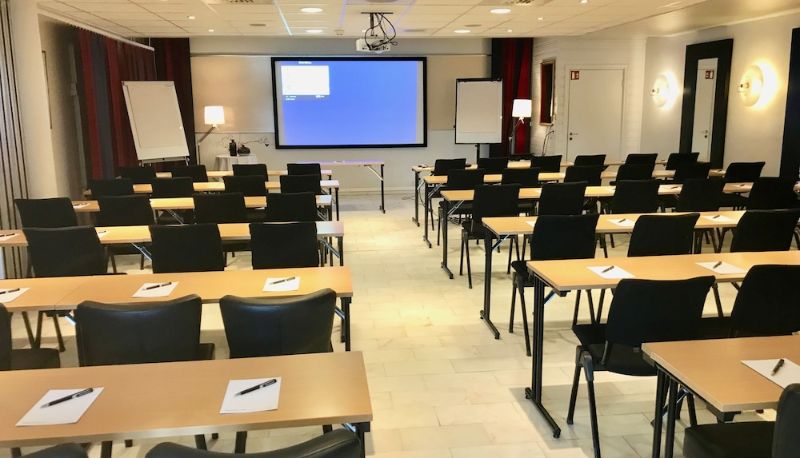 Sala de reuniones - Reenskaug Hotel