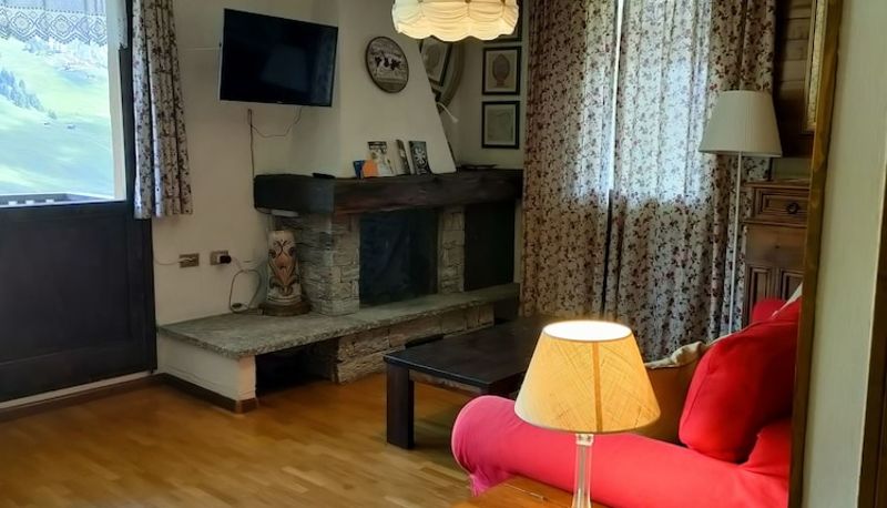 Apartment - Roulette Apartments