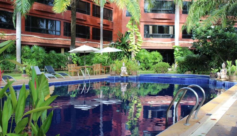 Basen - Nova Park Hotel Pattaya