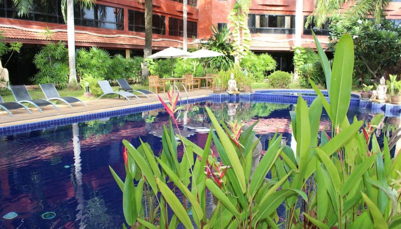 Basen - Nova Park Hotel Pattaya