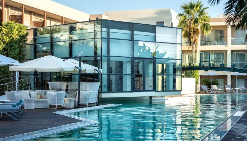 Pool - Minos Mare Royal