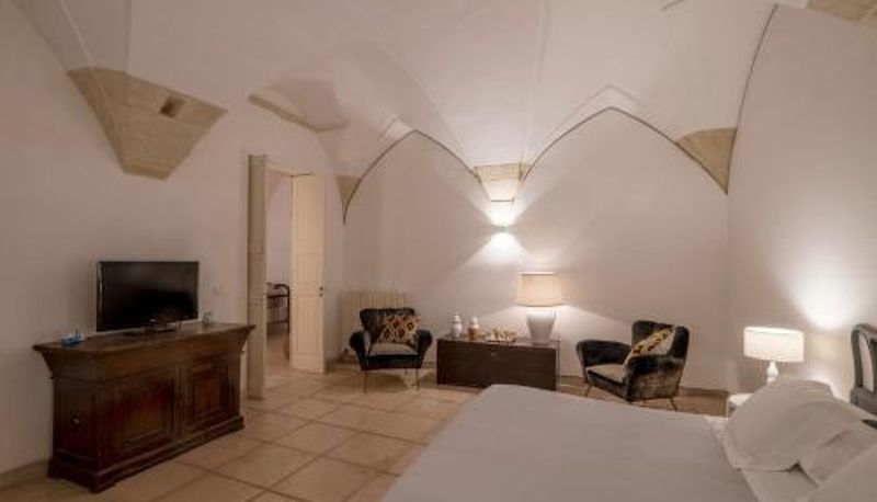 Info - B&B Corte Dei Romiti - Lecce Selection