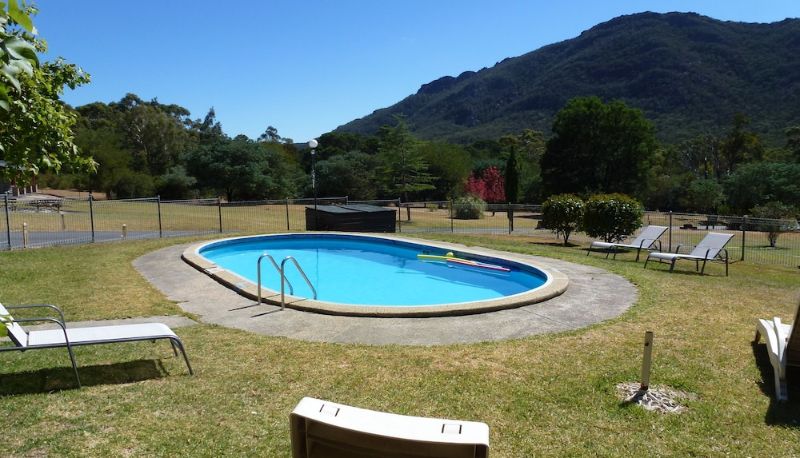 Pool - The Grampians Motel & The Views Restaurant