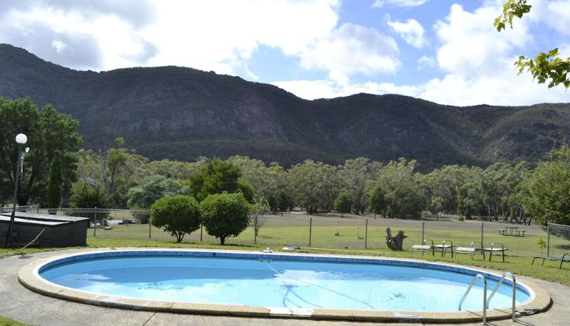 Pool - The Grampians Motel & The Views Restaurant