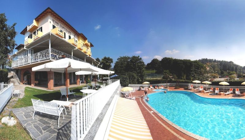Piscina - Hotel La Bussola