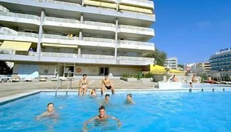Información - Zahara Apartments