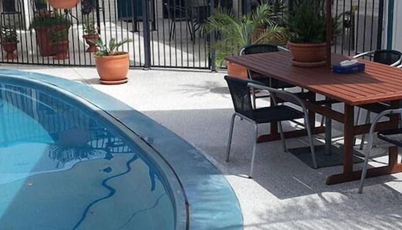 Piscina - Peppercorn Motel