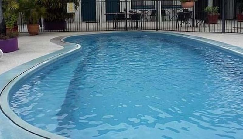 Piscina - Peppercorn Motel