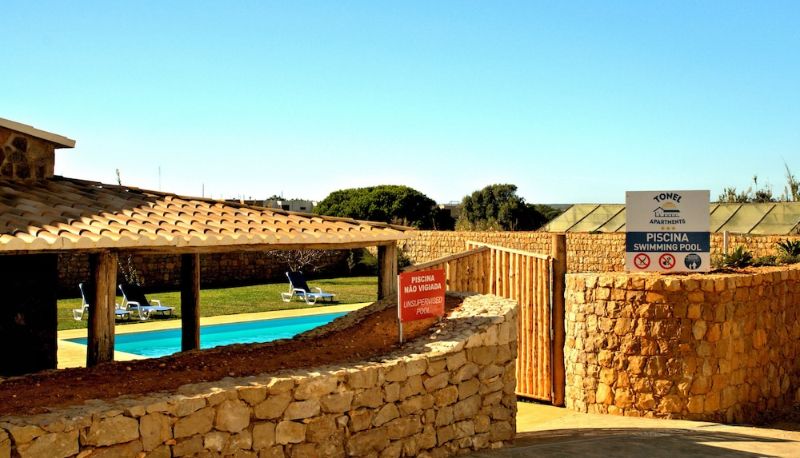 Piscina - Tonel Apartments