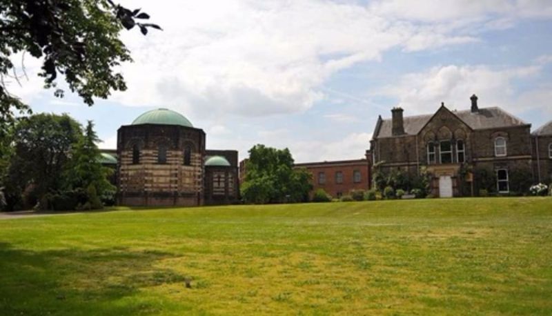 Informação - The Mirfield Monastery