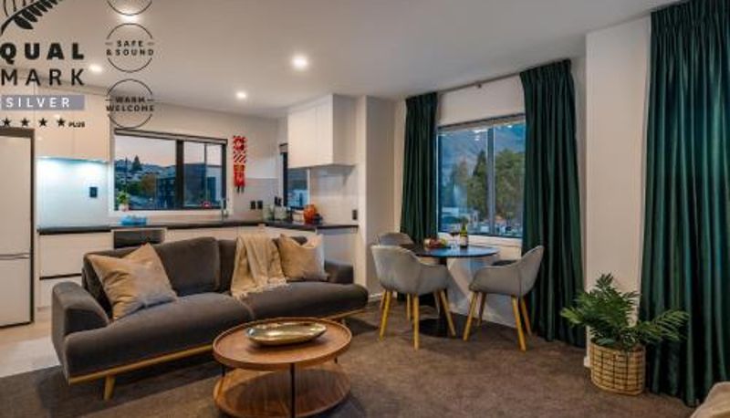 Apartment - Luxe Suites & Apartments