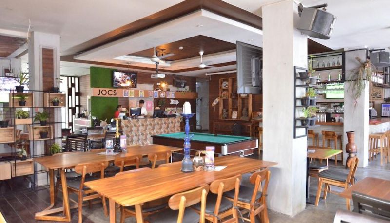 Buitenruimte van het hotel - JOCS Boutique Hotel & Spa