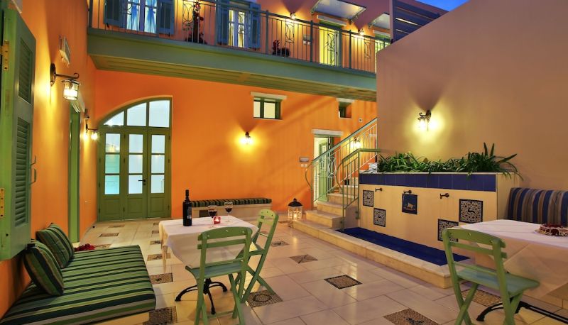 Restaurante - Efchi Suites 1904