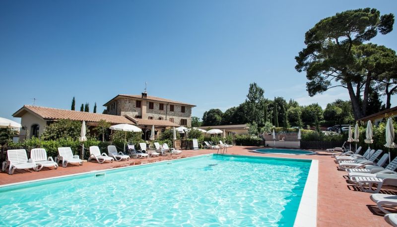 Pool - Borgo di Pomaia