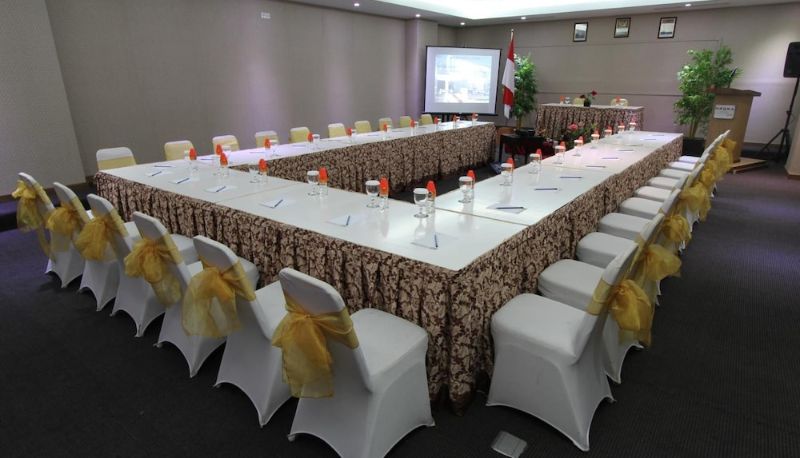 Sala riunioni - FOX Hotel Gorontalo