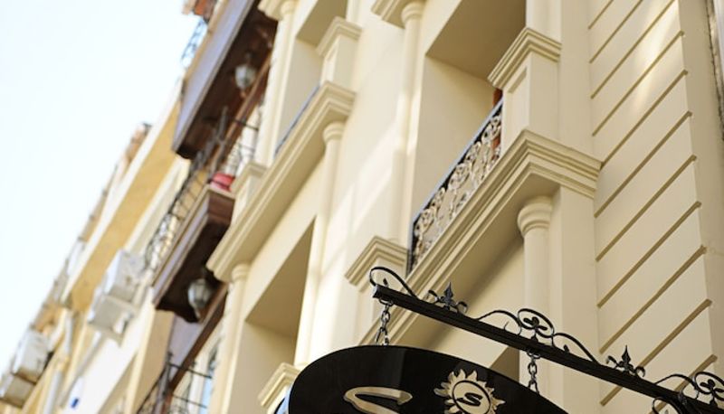 Información - Sunlife Hotel Old City