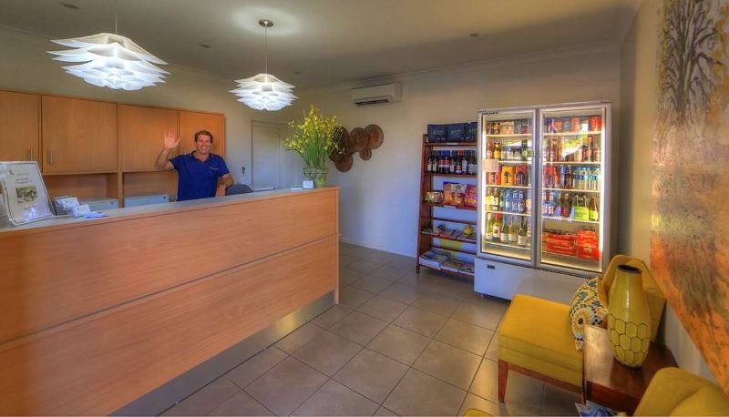 Hall - CHINCHILLA MOTOR INN