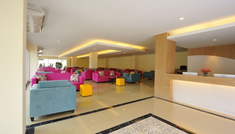 Salón - R-Con at Siam Hotel