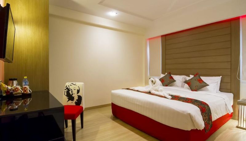 Superior room (double) - Eleven Avenue Suites