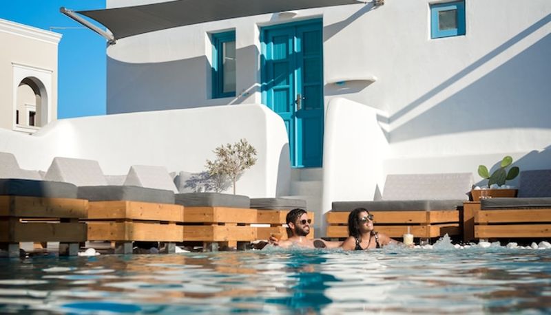 Piscine - Evgenia Villas & Suites by Calm Collection