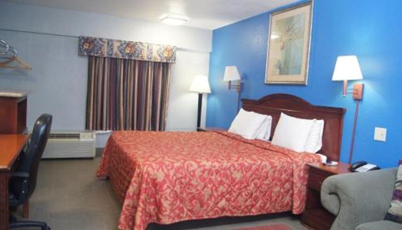 Chambre - Holiday Lodge & Suites
