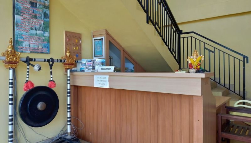 Reception - Balangan Paradise Hostel and Restaurant