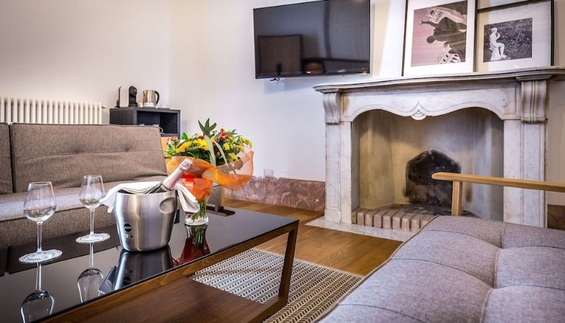 Suite - Residenza D'Epoca Al Numero 8