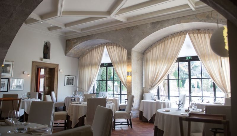 Restaurant - Baumanière Les Baux de Provence