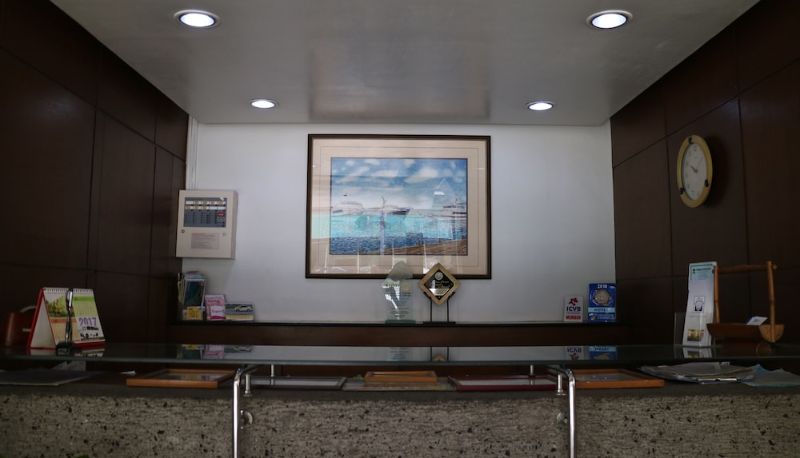 Reception - Harbor Town Hotel