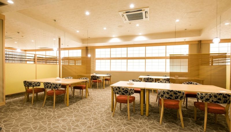 Restoran - Hanamomiji
