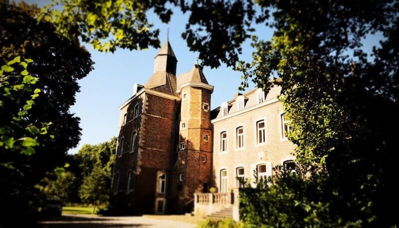 Info - B&B Kasteel Nijswiller