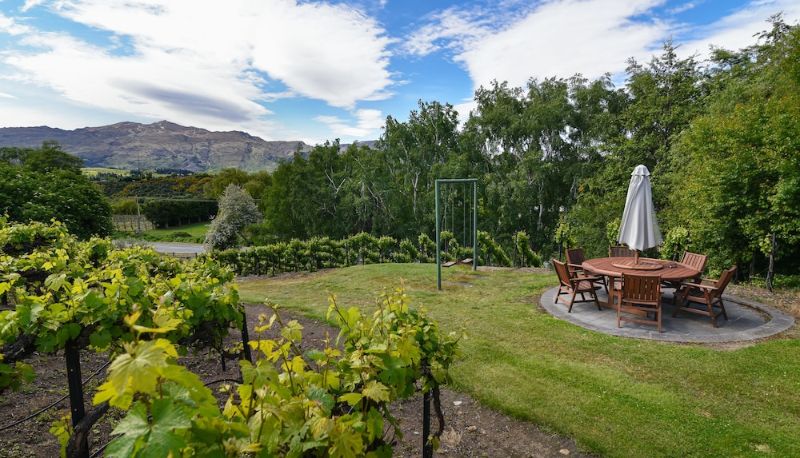Garden - Manata Lodge