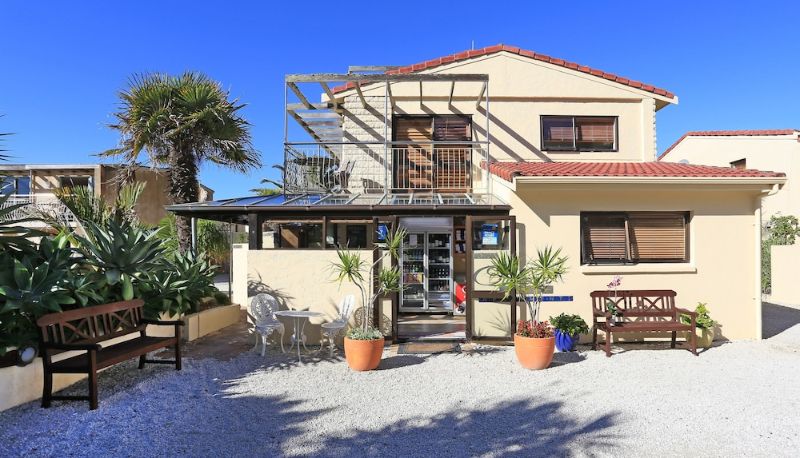 Recepcja - Onetangi Beach Apartments